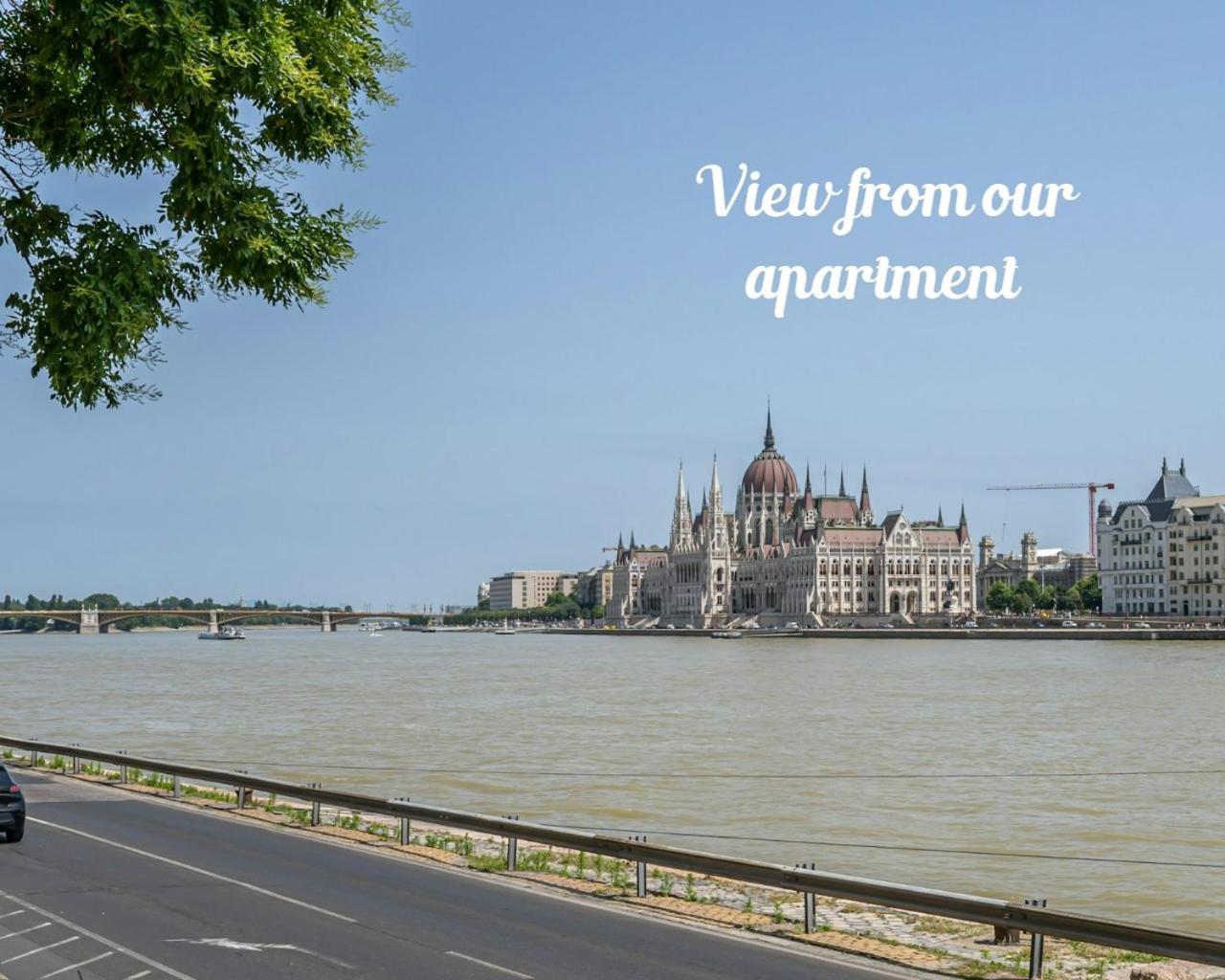Danube Waterfront View At Chain Bridge Βουδαπέστη Εξωτερικό φωτογραφία